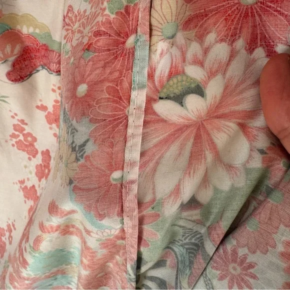 Vintage Japanese Floral Kimono Robe | Size 40 | Made in Japan - Picture 4 of 9